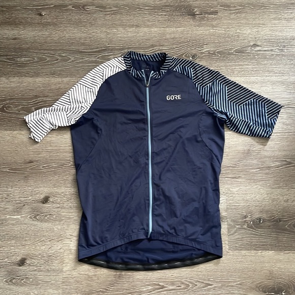 GORE Cycling Jersey - Picture 2 of 2